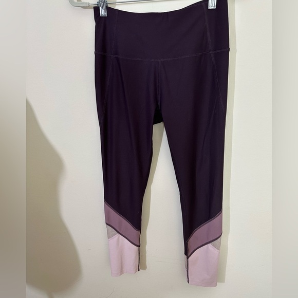 Apara  sz small compression workout pants  Plum and rose Like new - Picture 8 of 12